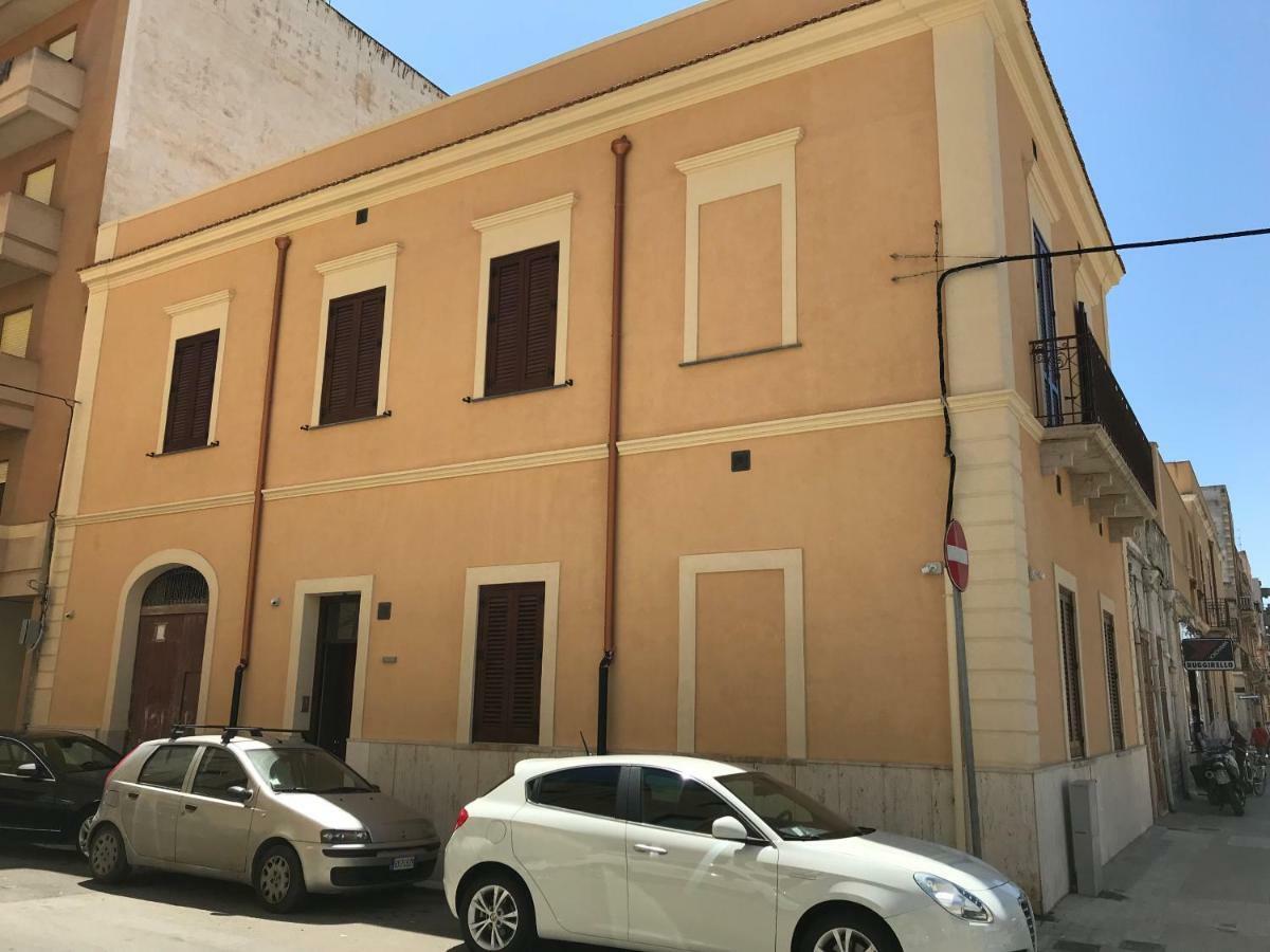 La Dimora Siciliana Appartamenti Trapani Exterior foto
